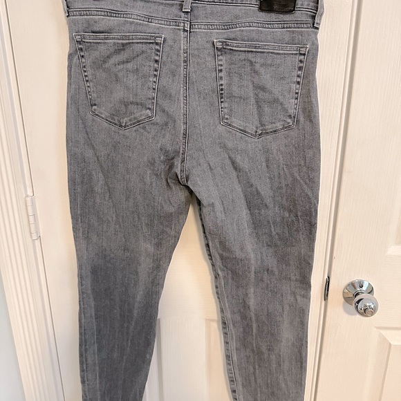 Lucky Brand Ava Super Skinny Gray Jean - Picture 10 of 11